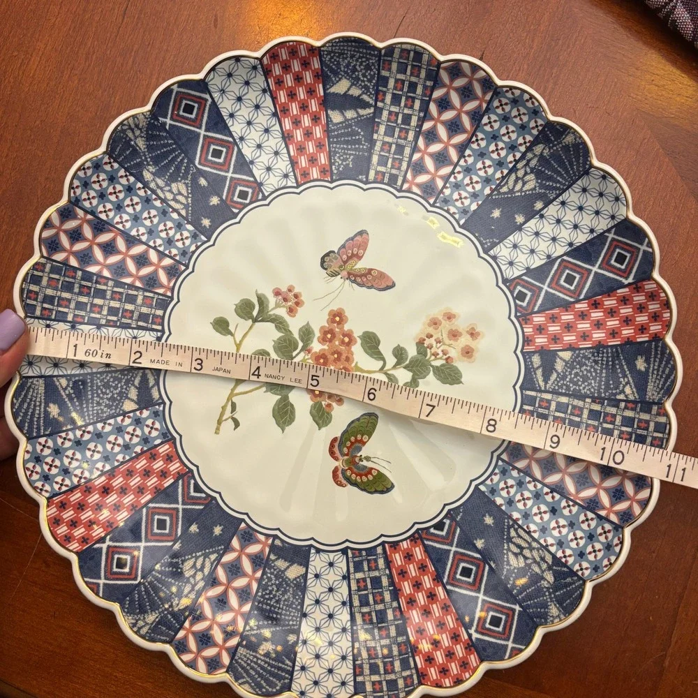 Williams‎ Sonoma | Akino Dinner Plates | Set of 4 | Scalloped | NEW